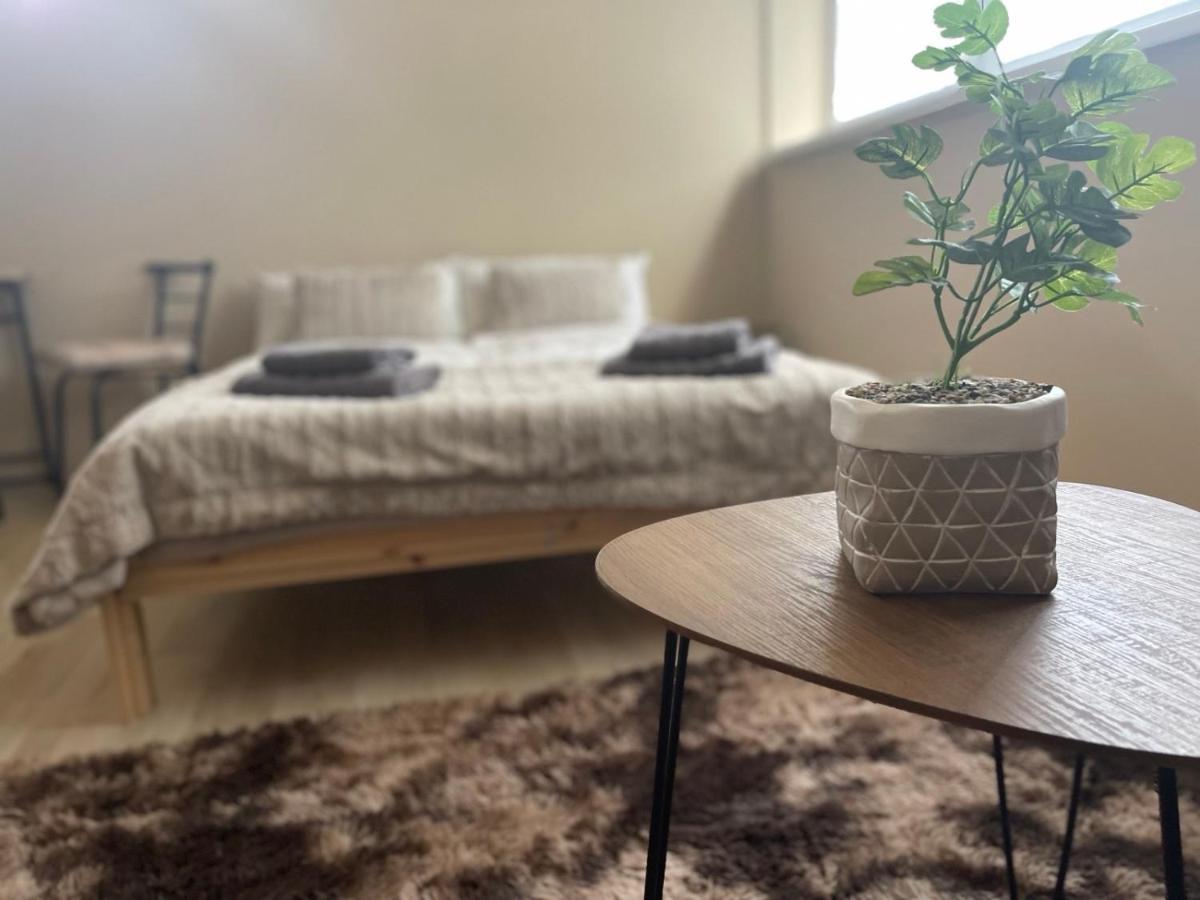 Garzon/ Studio Apartment Sahy Ngoại thất bức ảnh