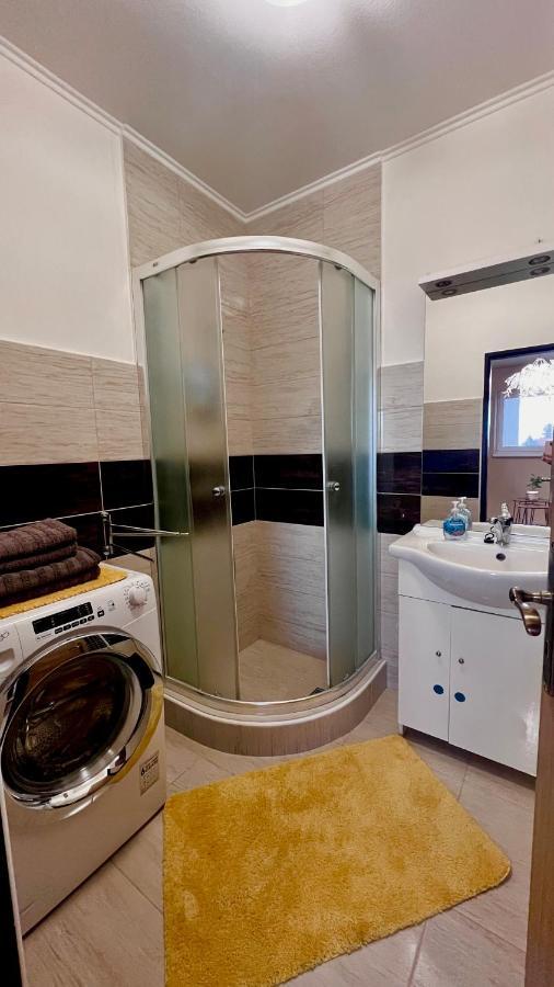 Garzon/ Studio Apartment Sahy Ngoại thất bức ảnh